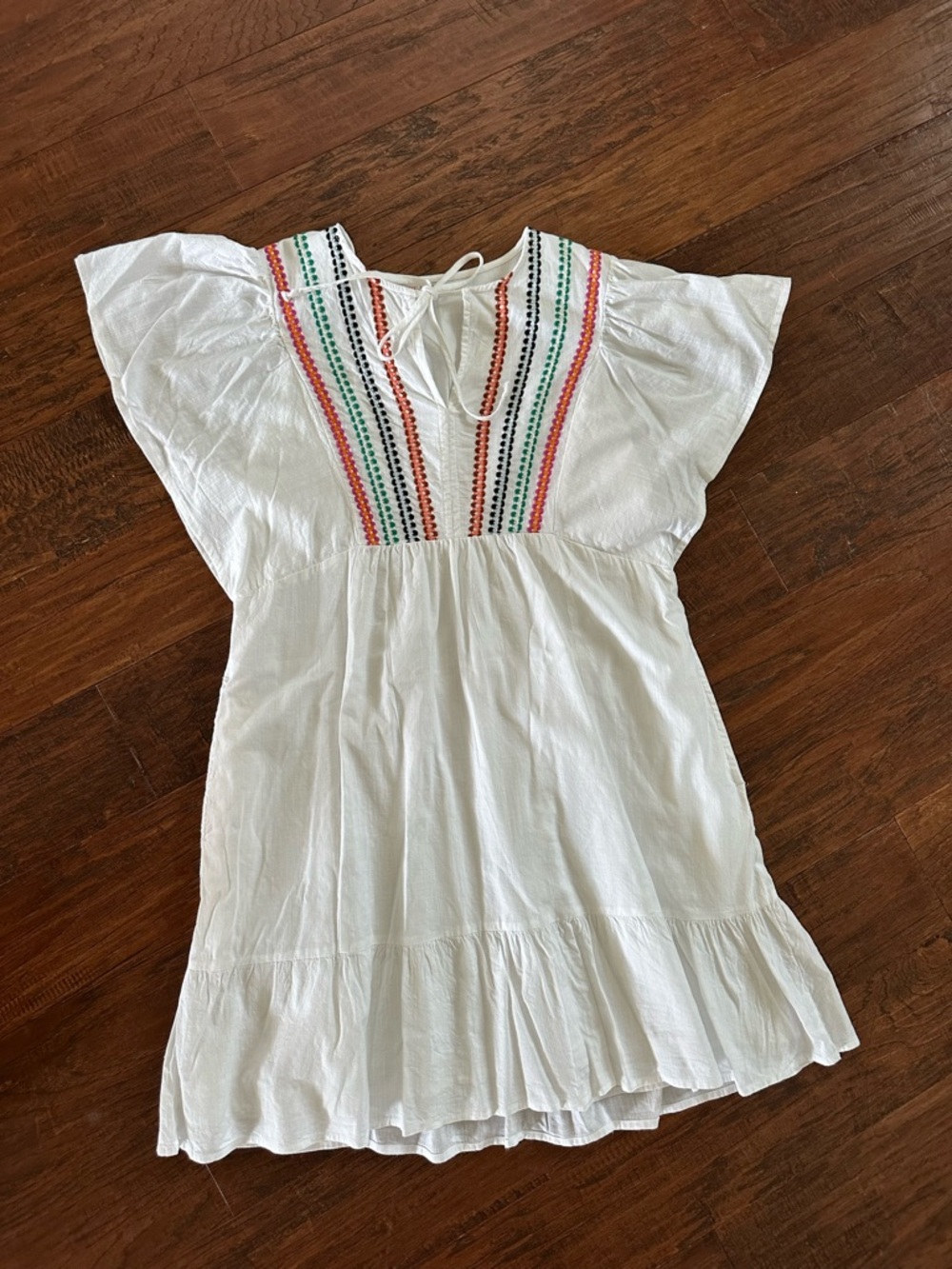 Knox Rose White Embroidered V-Neck Dress with Multicolor Trim